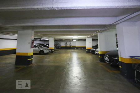 Apartamento à venda com 125m², 3 quartos e 1 vaga Apartamento à venda com 125m², 3 quartos e 1 vagaGaragem