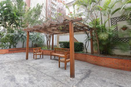 Apartamento à venda com 125m², 3 quartos e 1 vaga Apartamento à venda com 125m², 3 quartos e 1 vagaÁrea Comum