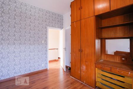 Casa à venda com 350m², 6 quartos e 5 vagasQuarto 2