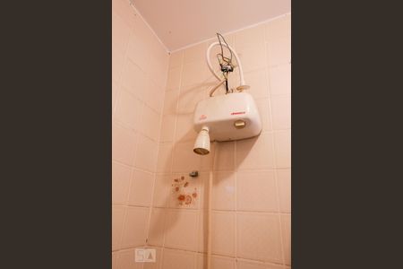 Casa à venda com 350m², 6 quartos e 5 vagasBanheiro de Serviço