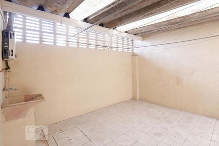 Casa à venda com 350m², 6 quartos e 5 vagasÁrea de Serviço Edícula