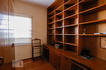 Casa à venda com 350m², 6 quartos e 5 vagasCloset Suíte