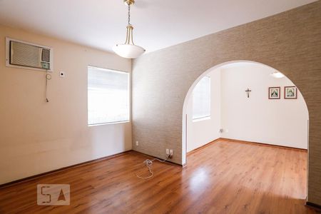 Sala de casa à venda com 6 quartos, 350m² em Vila Romana, São Paulo