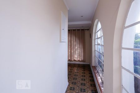 Entrada de casa à venda com 6 quartos, 350m² em Vila Romana, São Paulo