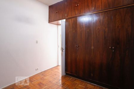 Casa à venda com 350m², 6 quartos e 5 vagasQuarto 2 Edícula