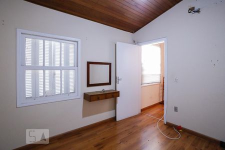 Casa à venda com 350m², 6 quartos e 5 vagasSuíte