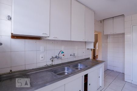 Casa à venda com 350m², 6 quartos e 5 vagasCozinha