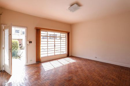 Casa à venda com 350m², 6 quartos e 5 vagasSala Edícula