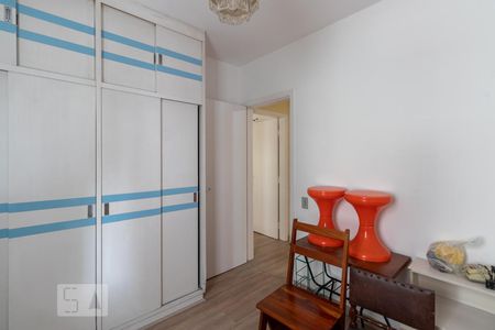 Apartamento à venda com 66m², 2 quartos e 1 vagaQuarto 2