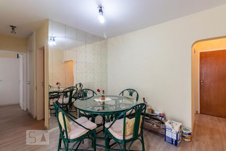 Sala de apartamento à venda com 2 quartos, 66m² em Vila Uberabinha, São Paulo