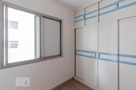 Apartamento à venda com 66m², 2 quartos e 1 vagaQuarto 2