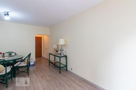 Sala de apartamento à venda com 2 quartos, 66m² em Vila Uberabinha, São Paulo