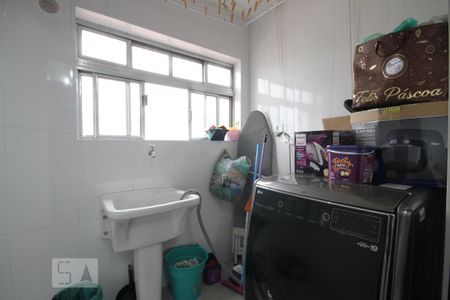 Apartamento à venda com 65m², 3 quartos e 1 vagaÁrea de Serviço