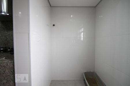 Apartamento à venda com 65m², 3 quartos e 1 vagaÁrea de Serviço