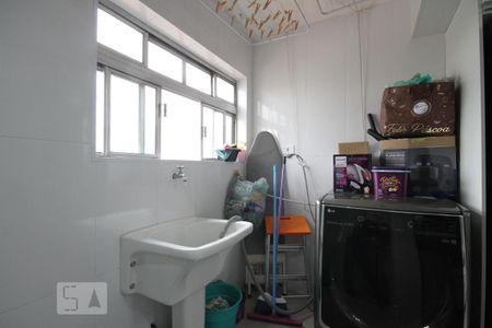 Apartamento à venda com 65m², 3 quartos e 1 vagaÁrea de Serviço