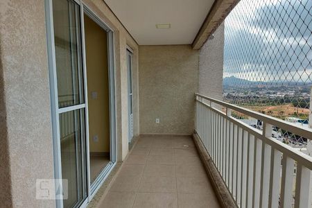 Sacada de apartamento para alugar com 2 quartos, 61m² em Km 18, Osasco