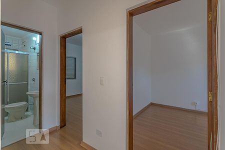 Corredor de apartamento para alugar com 2 quartos, 83m² em Vila Mogilar, Mogi das Cruzes