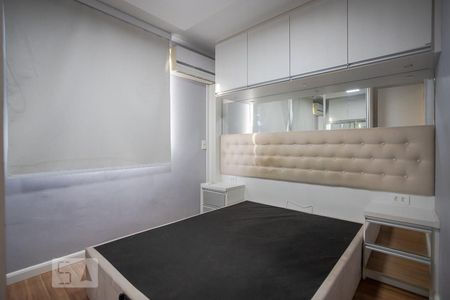 Quarto 1 de apartamento para alugar com 2 quartos, 42m² em Sarandi, Porto Alegre