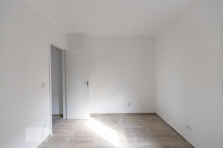 Quarto 1 de casa para alugar com 2 quartos, 70m² em Penha de França, São Paulo