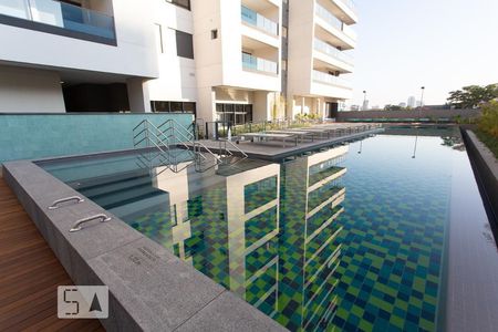 Studio à venda com 26m², 1 quarto e sem vagaPiscina