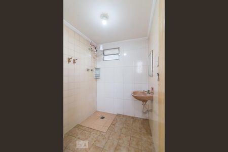 Casa para alugar com 95m², 3 quartos e 1 vagaBanheiro social
