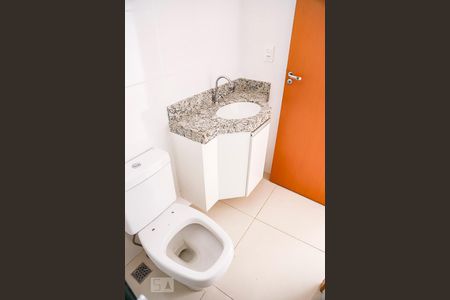 Apartamento à venda com 100m², 2 quartos e 2 vagasBanheiro da Suíte