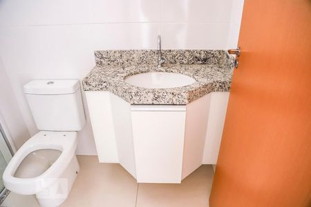 Apartamento à venda com 100m², 2 quartos e 2 vagasBanheiro da Suíte