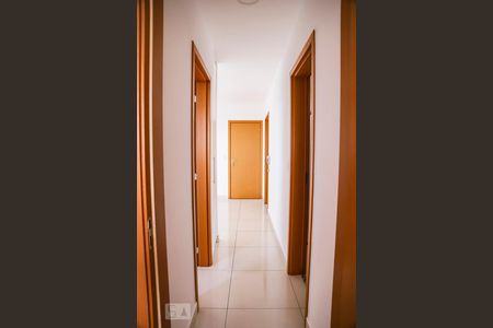 Apartamento à venda com 100m², 2 quartos e 2 vagasCorredor