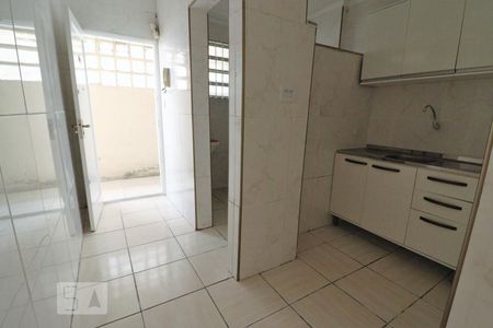 Cozinha de apartamento à venda com 1 quarto, 33m² em Liberdade, São Paulo