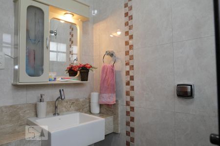 Casa à venda com 150m², 3 quartos e 3 vagasBanheiro entre Quarto 2 e 3