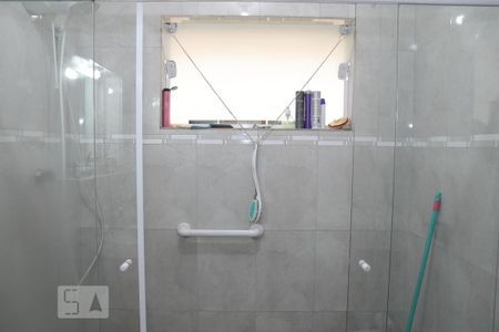 Casa à venda com 150m², 3 quartos e 3 vagasBanheiro do Quarto 1