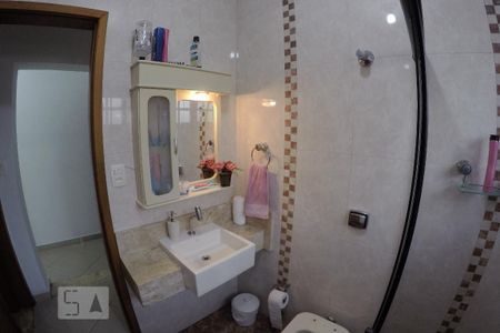 Casa à venda com 150m², 3 quartos e 3 vagasBanheiro entre Quarto 2 e 3