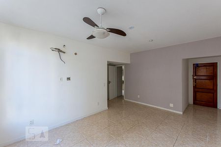 Sala de apartamento à venda com 3 quartos, 80m² em Ingá, Niterói