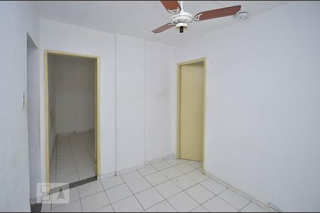 Sala de apartamento para alugar com 2 quartos, 35m² em Centro, Niterói