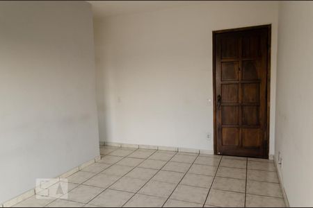 Sala de apartamento para alugar com 2 quartos, 55m² em Pechincha, Rio de Janeiro