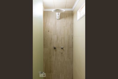 Casa à venda com 240m², 4 quartos e 3 vagas Casa à venda com 240m², 4 quartos e 3 vagasBanheiro