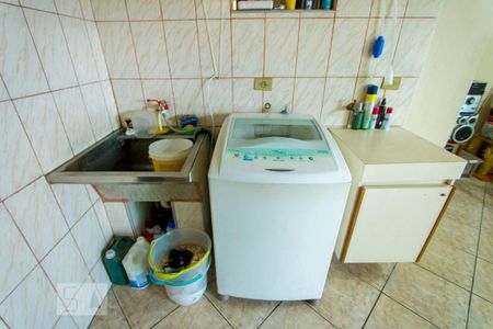 Casa à venda com 172m², 3 quartos e 2 vagas Casa à venda com 172m², 3 quartos e 2 vagasÁrea de Serviço