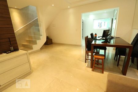 Sala de casa à venda com 3 quartos, 135m² em Vila Moraes, São Paulo