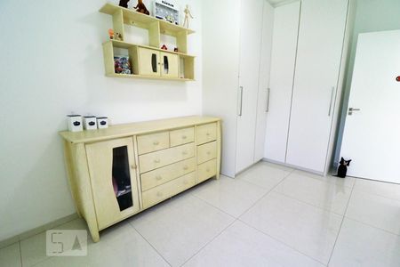 Casa à venda com 135m², 3 quartos e 2 vagasQuarto 3