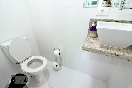 Casa à venda com 135m², 3 quartos e 2 vagasBanheiro de Serviço