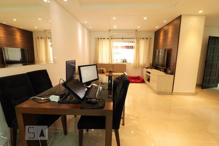 Sala de casa à venda com 3 quartos, 135m² em Vila Moraes, São Paulo