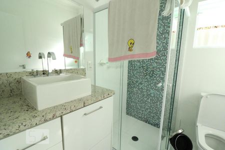 Casa à venda com 135m², 3 quartos e 2 vagasBanheiro 1