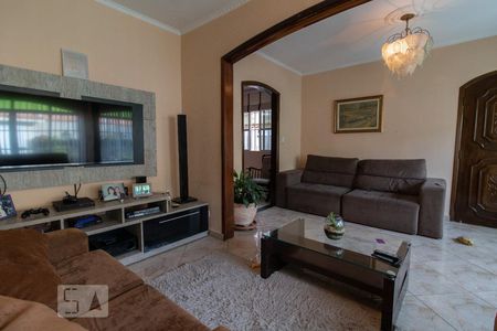 Sala de Estar de casa à venda com 3 quartos, 300m² em Vila Silveira, Guarulhos