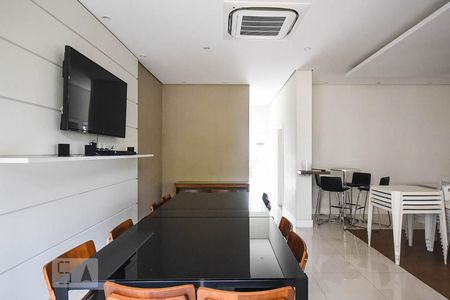 Apartamento à venda com 128m², 3 quartos e 3 vagas Apartamento à venda com 128m², 3 quartos e 3 vagasSalão de festa