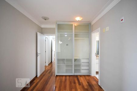 Apartamento à venda com 128m², 3 quartos e 3 vagas Apartamento à venda com 128m², 3 quartos e 3 vagasSuíte 3