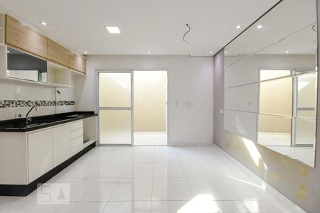 Casa de condomínio à venda com 65m², 2 quartos e 2 vagasCozinha