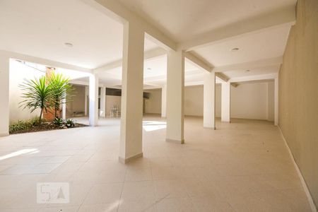 Casa de condomínio à venda com 65m², 2 quartos e 2 vagasÁrea comum - Salão de festas