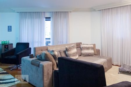 Apartamento à venda com 240m², 4 quartos e 3 vagasSala