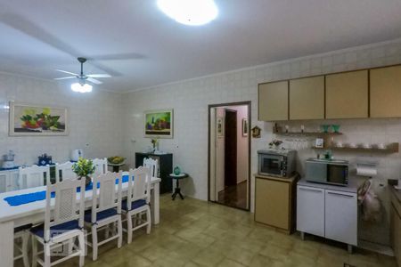 Casa à venda com 350m², 3 quartos e 3 vagasCozinha