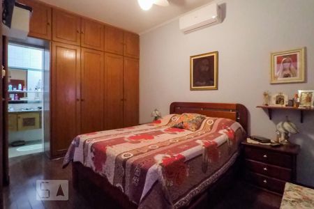 Casa à venda com 350m², 3 quartos e 3 vagasQuarto 1 suite